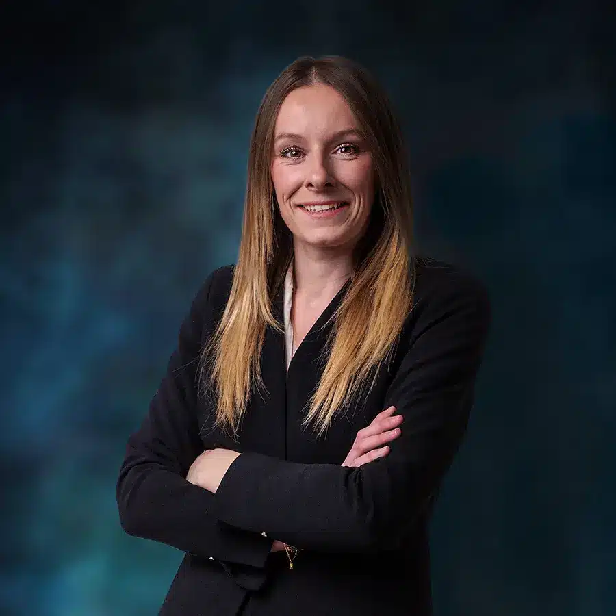 Justine Binet • Commissaire de Justice • Étude Vénézia 92